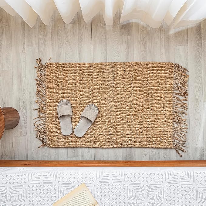Handwoven Chunky Jute Rug with Tassels 2'x3' - Boho Home Decor Natural Rustic Farmhouse Area Rug, Ideal for High Traffic Areas - Entryway, Bedroom, Kitchen, Living Room and Hallway